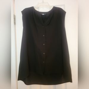 Black Uniqlo sleeveless blouse